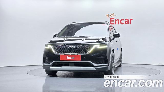 Kia Canival 2022 — photo 3