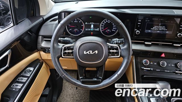 Kia Canival 2022 — photo 13