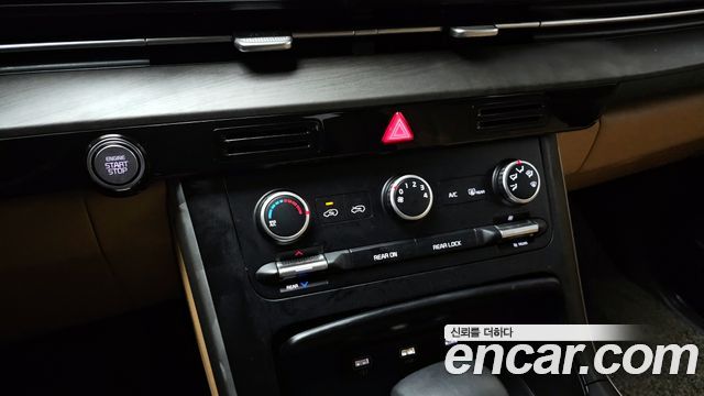 Kia Canival 2022 — photo 15