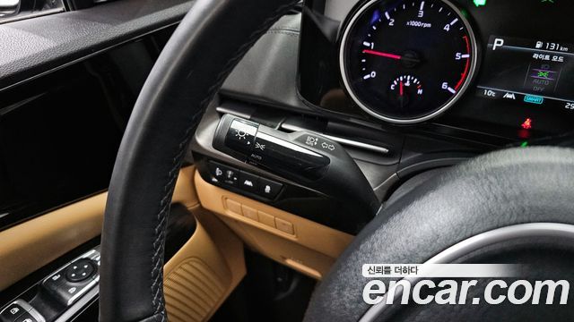 Kia Canival 2022 — photo 19