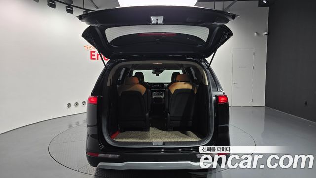 Kia Canival 2022 — photo 20