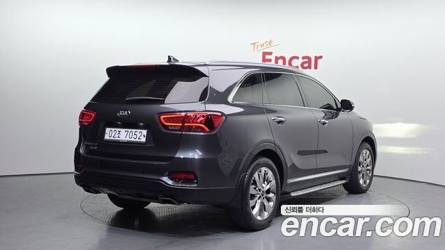 Kia Sorento 2019 — photo 2