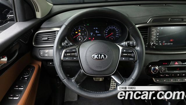 Kia Sorento 2019 — photo 17