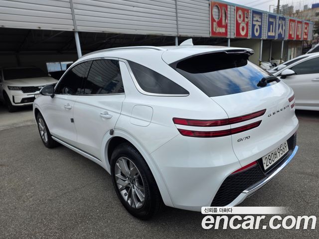 Genesis GV70 2021 — photo 5