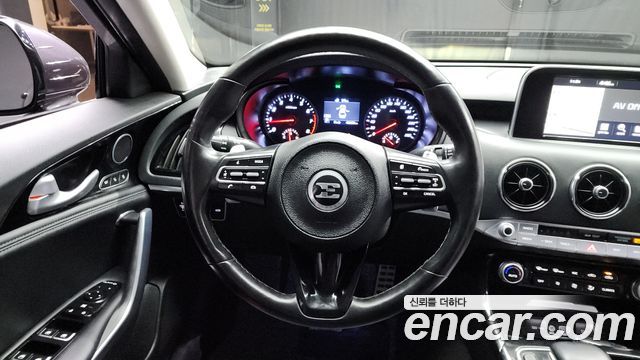Kia Stinger 2018 — photo 13