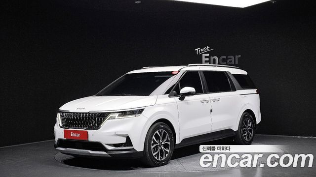 Kia Canival 2022 — photo 1