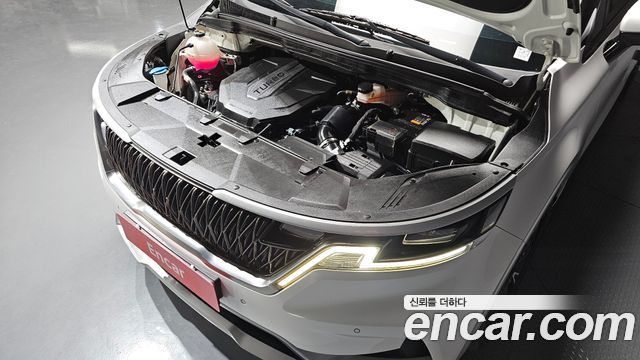 Kia Canival 2022 — photo 6