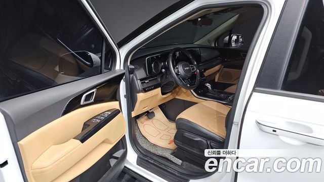 Kia Canival 2022 — photo 10