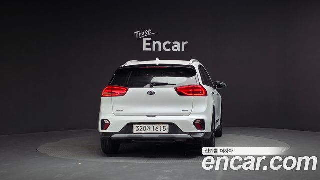 Kia Niro 2021 — photo 4