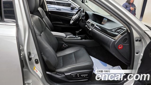 Lexus GS 2013 — photo 11
