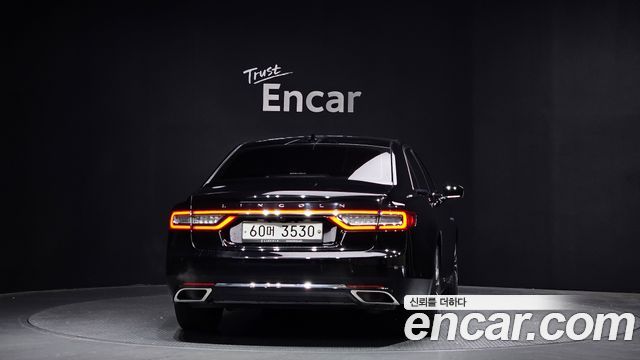 Lincoln Continental 2019 — photo 4