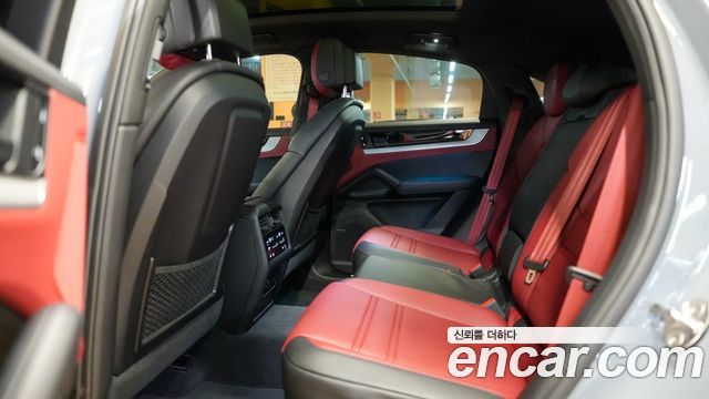 Porsche Cayenne 2024 — photo 7