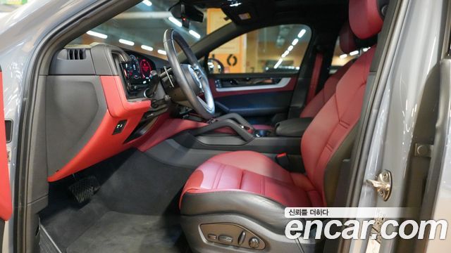 Porsche Cayenne 2024 — photo 8