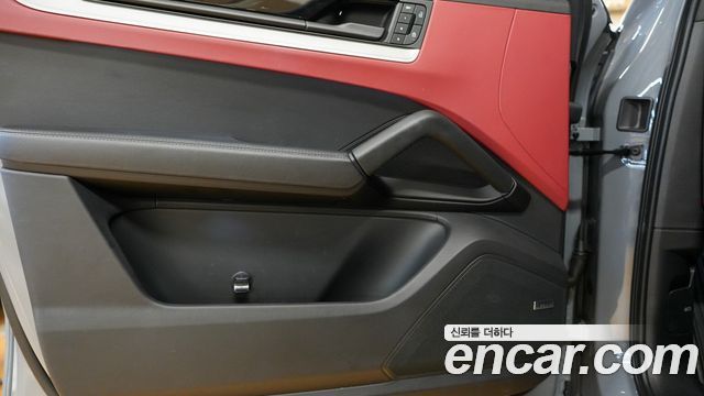 Porsche Cayenne 2024 — photo 14