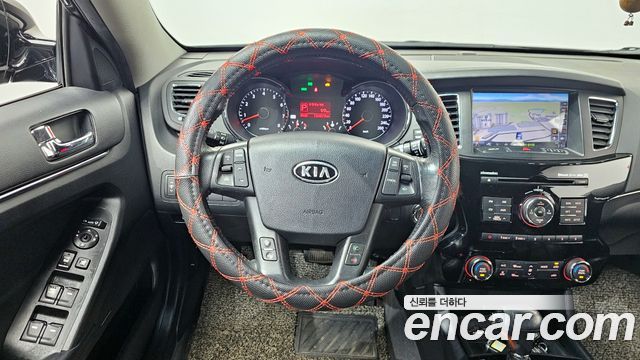Kia K7 2010 — photo 13