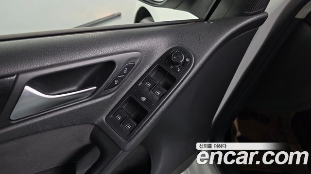Volkswagen Golf 2013 — photo 17