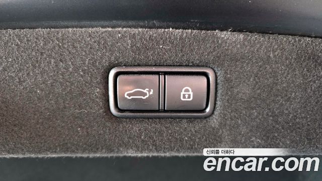 Genesis EQ900 2018 — photo 20