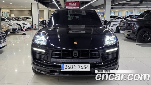 Porsche Macan 2022 — photo 3