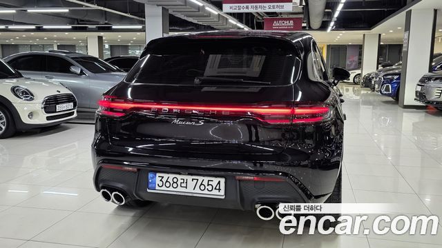 Porsche Macan 2022 — photo 6