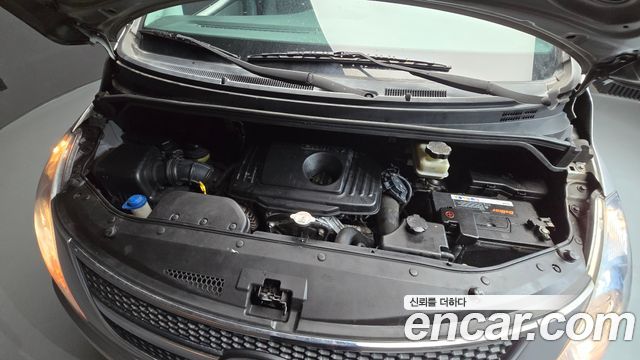Hyundai Starex 2014 — photo 6