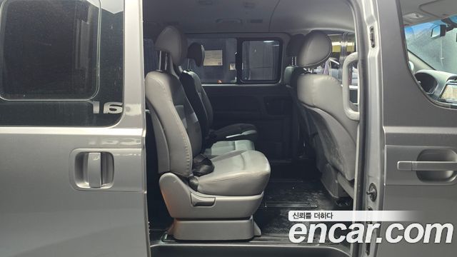 Hyundai Starex 2014 — photo 13