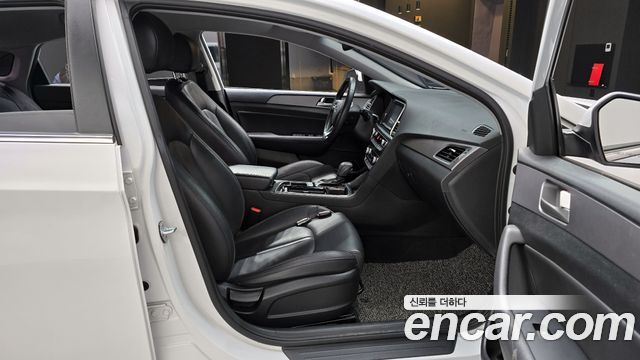 Hyundai Sonata 2019 — photo 10