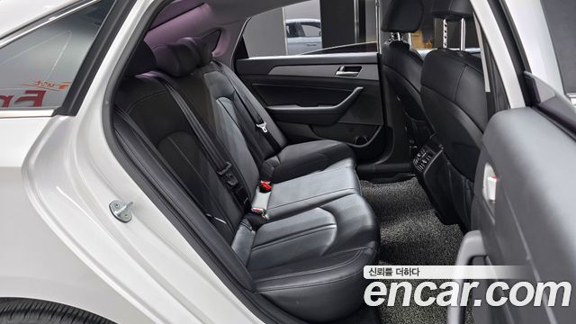 Hyundai Sonata 2019 — photo 12