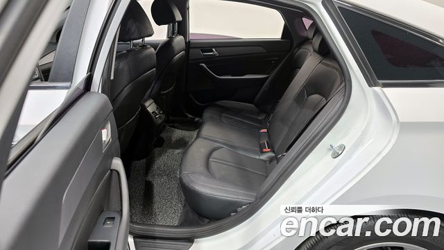 Hyundai Sonata 2019 — photo 13