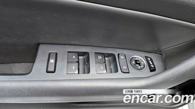 Hyundai Sonata 2019 — photo 18