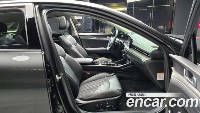 Kia K5 2024 — photo 11