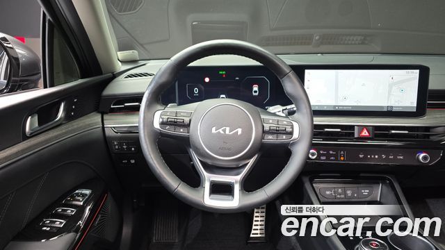 Kia K5 2024 — photo 13