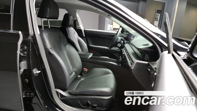 Hyundai Grandeur 2023 — photo 11