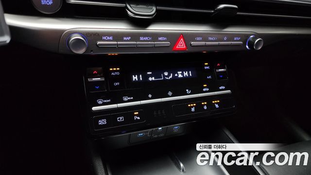 Hyundai Grandeur 2023 — photo 17