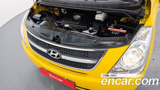 Hyundai Starex 2015 — photo 6