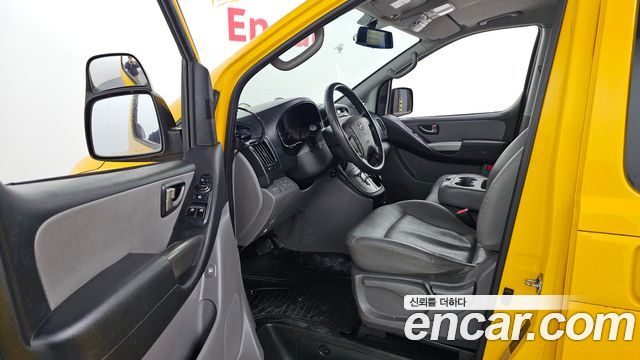 Hyundai Starex 2015 — photo 10