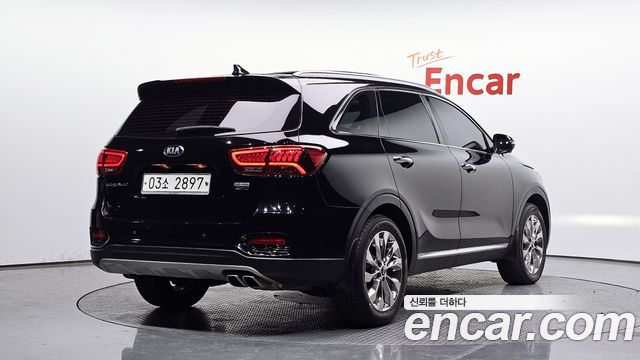 Kia Sorento 2018 — photo 2