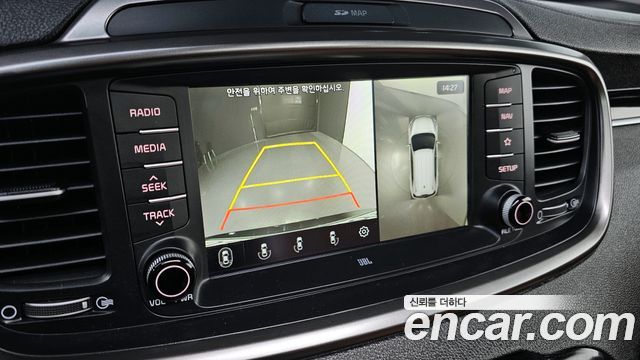 Kia Sorento 2018 — photo 15