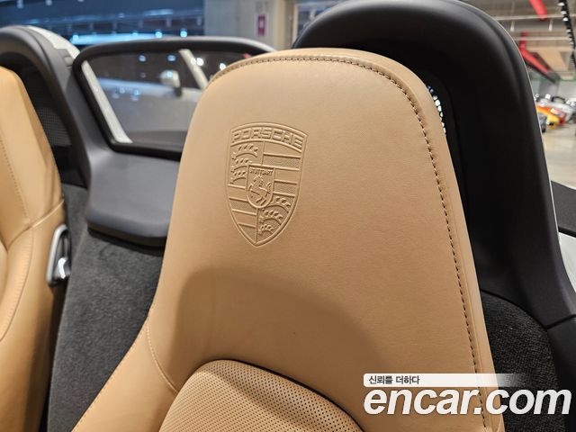 Porsche 718 2019 — photo 16