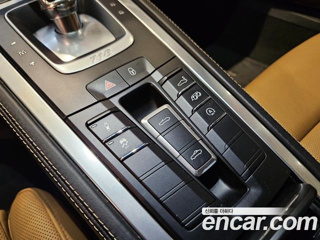Porsche 718 2019 — photo 18
