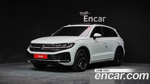 Volkswagen Touareg 2024 — photo 1