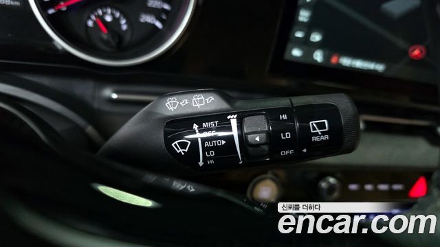 Kia Canival 2023 — photo 17
