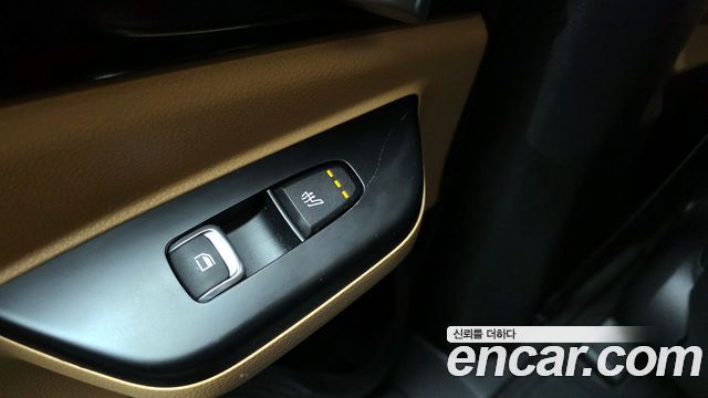 Kia Canival 2023 — photo 18