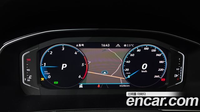 Volkswagen Passat 2022 — photo 8