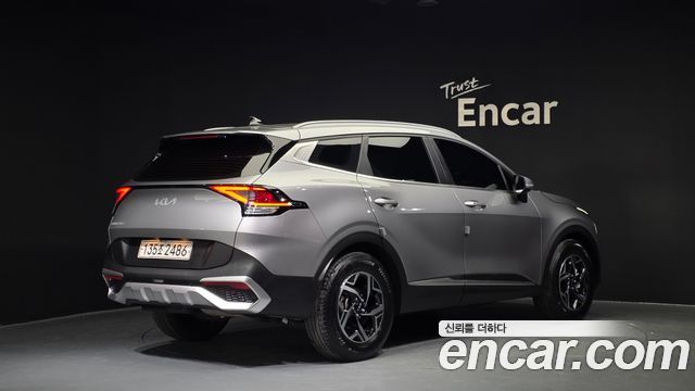 Kia Sportage 2022 — photo 2
