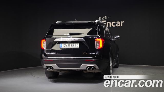 Ford Explorer 2021 — photo 4