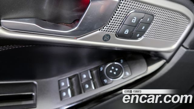 Ford Explorer 2021 — photo 14