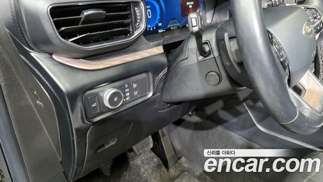 Ford Explorer 2021 — photo 15