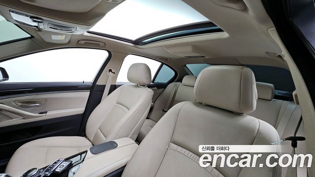 BMW 5-Series 2014 — photo 19