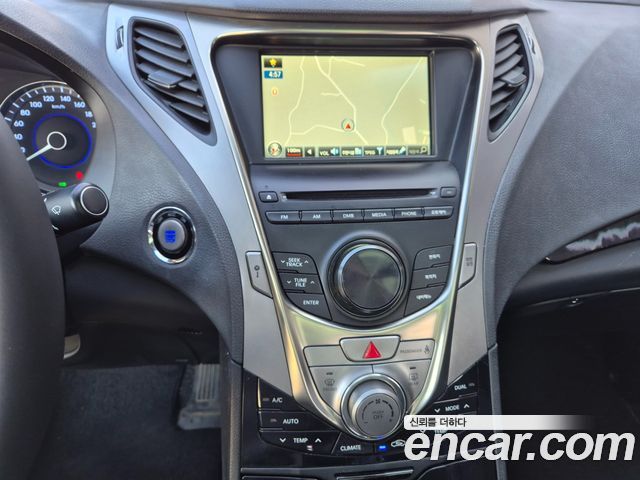 Hyundai Grandeur 2011 — photo 12