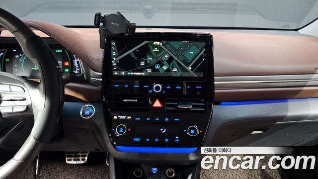 Hyundai Ioniq 2020 — photo 14
